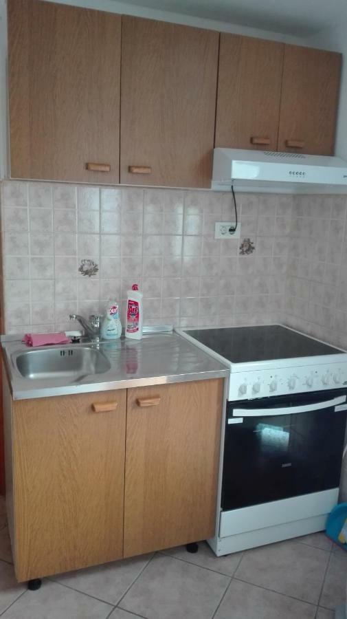 Apartment Helena Сень Екстер'єр фото